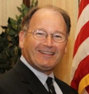 Peter M Feaman, PA